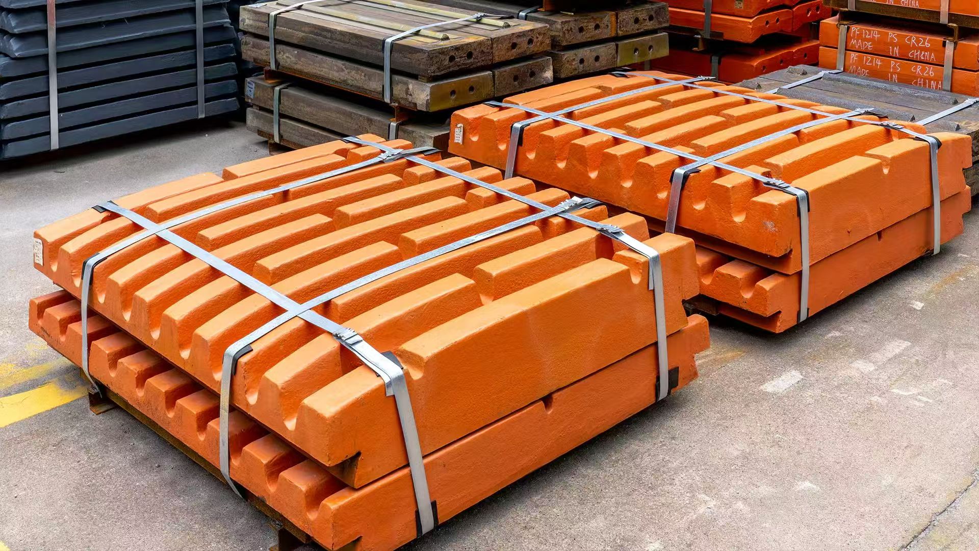 Precision-cast jaw crusher wear plates